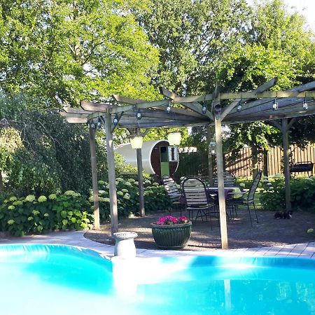 Irish Bowtop Op Het Platteland Van Huize Ouwervelden Wouwsche Plantage Exterior photo